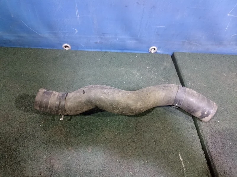 Патрубок радиатора Infiniti Ex 2008-2017 215011NA0A J50 2.5 VQ25HR
