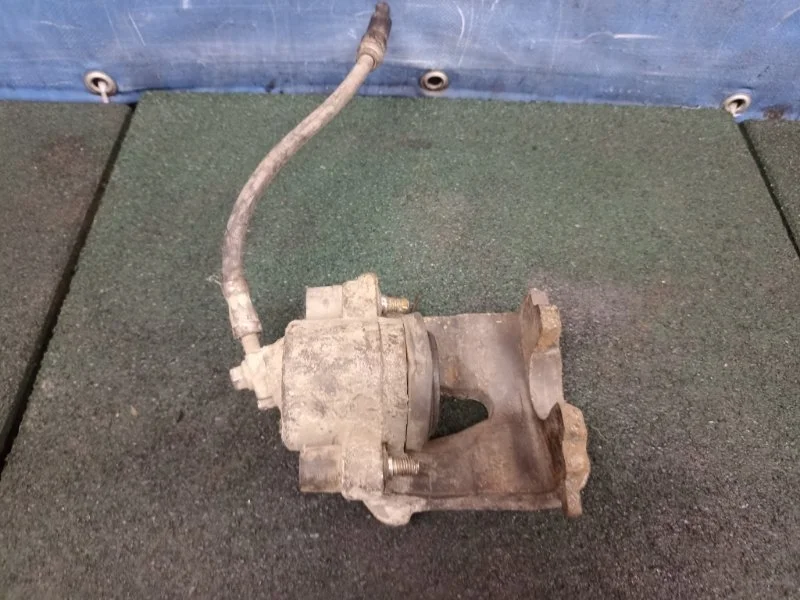 Суппорт тормозной Skoda Octavia A5 2004-2013 1K0615124D 1Z, передний правый