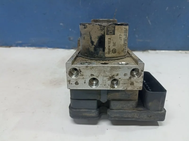 Блок ABS Skoda Octavia A5 2004-2013 1K0614117SBEF 1Z