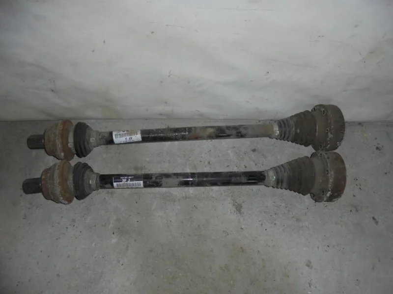 Привод Audi Q3 1K0501203F 8UB, задний левый