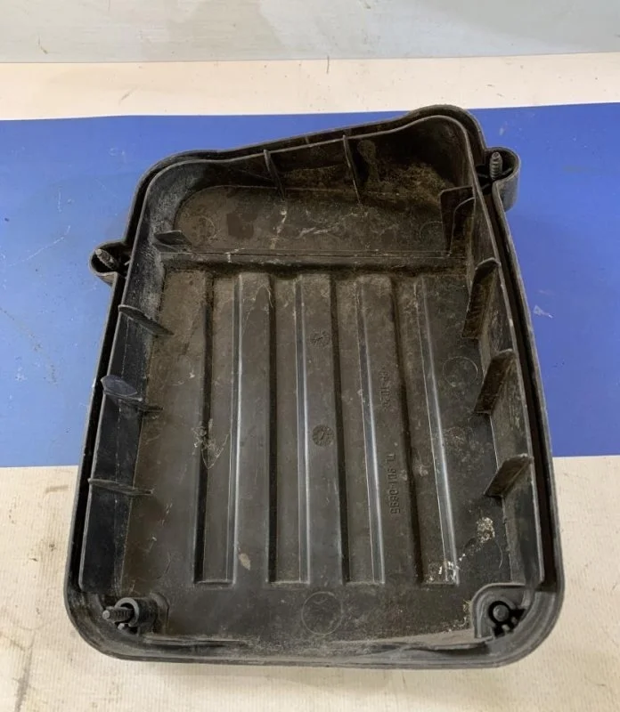 Крышка корпуса воздушного фильтра Volkswagen Passat B7 2011 - 2015 1K0129607AL
