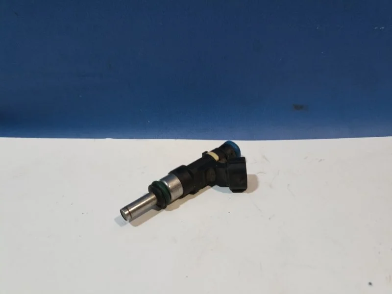 Форсунка топливная Mitsubishi Lancer X 1465A029
