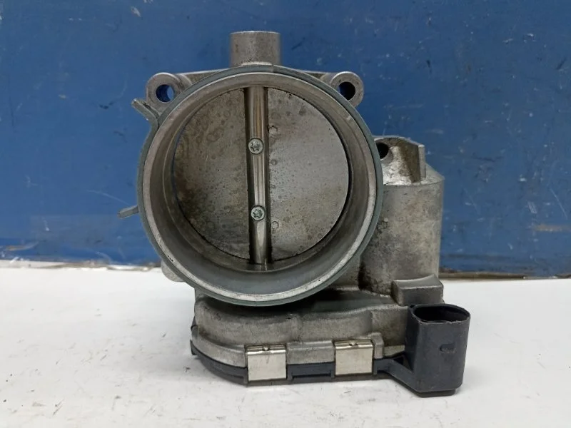 Заслонка дроссельная Volkswagen Touareg 1 2002 - 2010 07D133062 7L 6.0 BJN