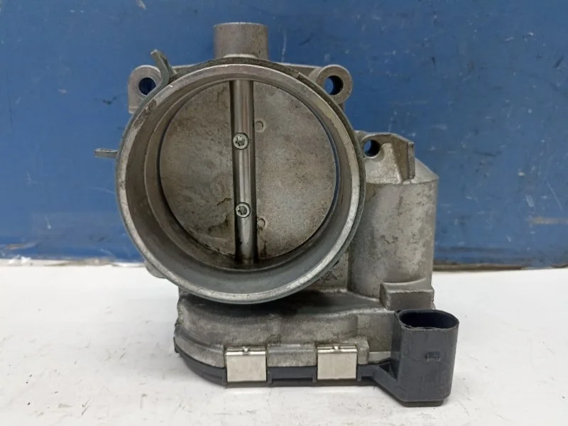 Заслонка дроссельная Volkswagen Touareg 1 2002 - 2010 07D133062 7L 6.0 BJN