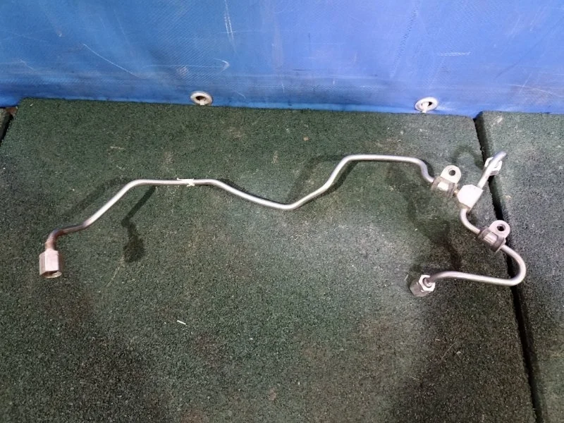 Трубка топливная Audi Q7 2005 - 2015 079127503M