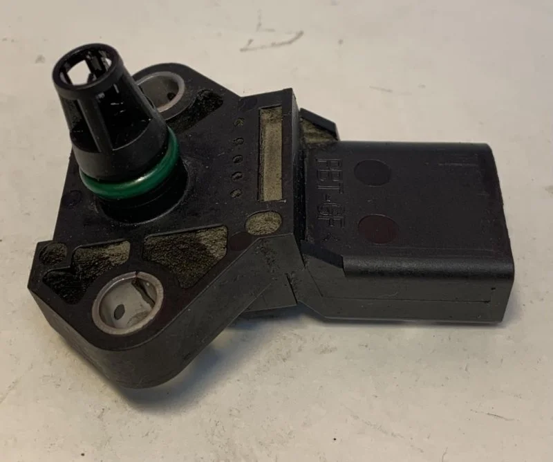 Датчик абсолютного давления Skoda Octavia A5 2004-2013 038906051D 1Z 1.8 BZB