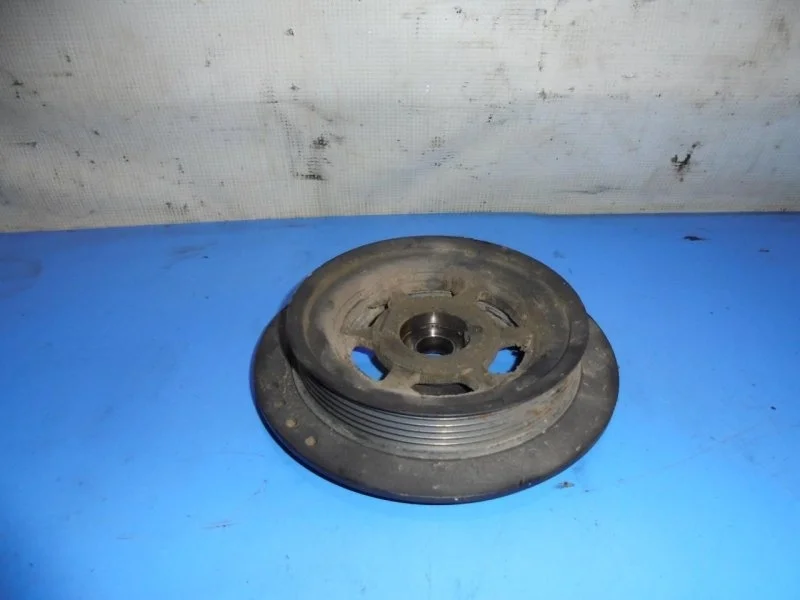 Шкив коленвала Volkswagen Bora 1997-2005 022105243A 2.8 BDE