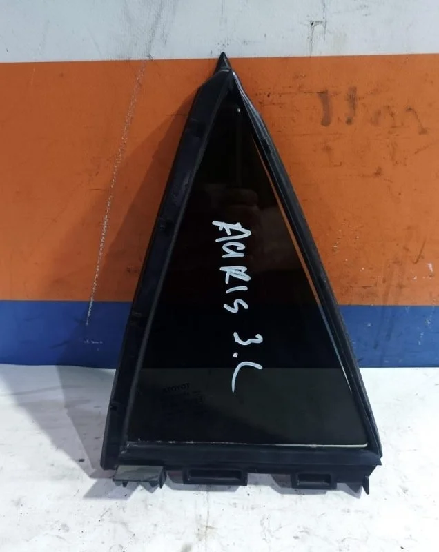Стекло форточка Toyota Auris 2006-2012 6812402170 E150 1.6 1ZR, заднее левое