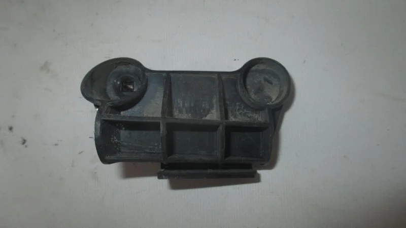 Кронштейн бампера Lexus Gs 3 2005-2012 5256330070, задний левый