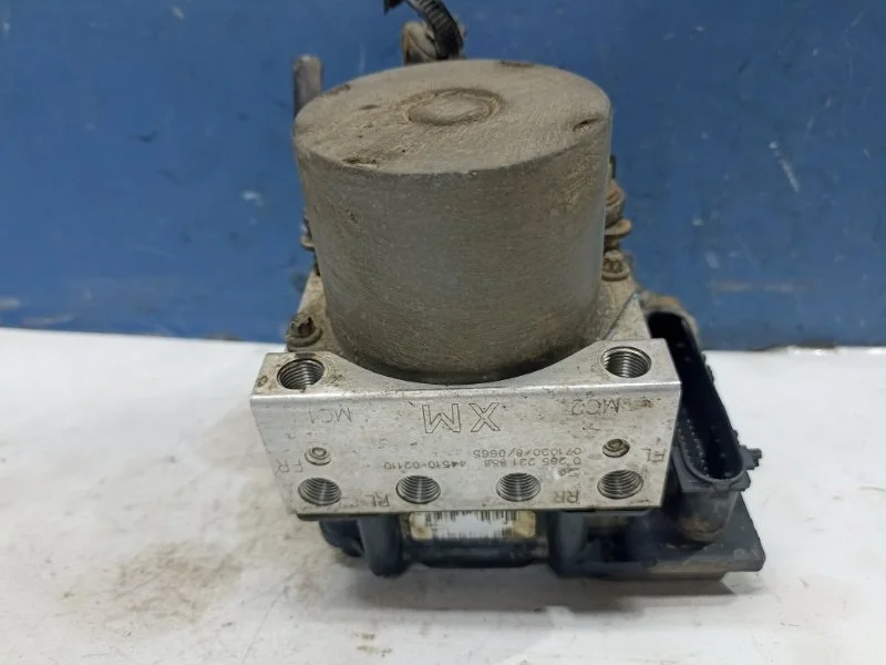 Блок ABS Toyota Auris 2006-2012 4451002110 E150 1.6 1ZR