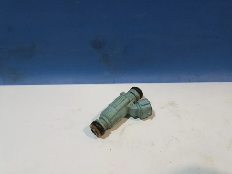 Форсунка топливная Kia Ceed 2 2012-2018 3531026600 JD