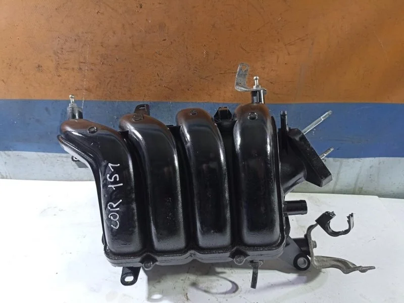 Коллектор впускной Toyota Corolla 2012 1712037022 E150 1.6 1ZR