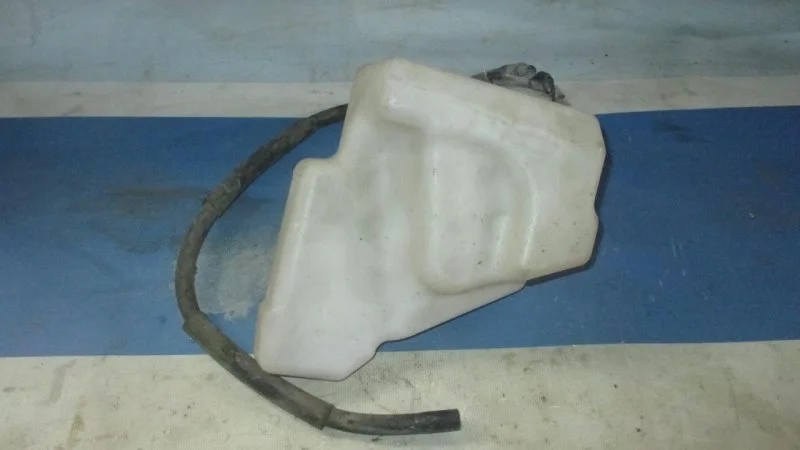 Бачок расширительный Toyota Camry 40 2006-2011 1647028100 2.4