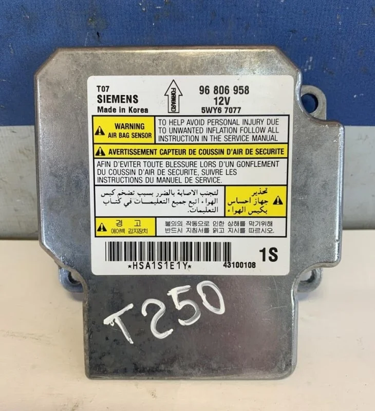 Блок управления Airbag Chevrolet Aveo 1 96806958 T250