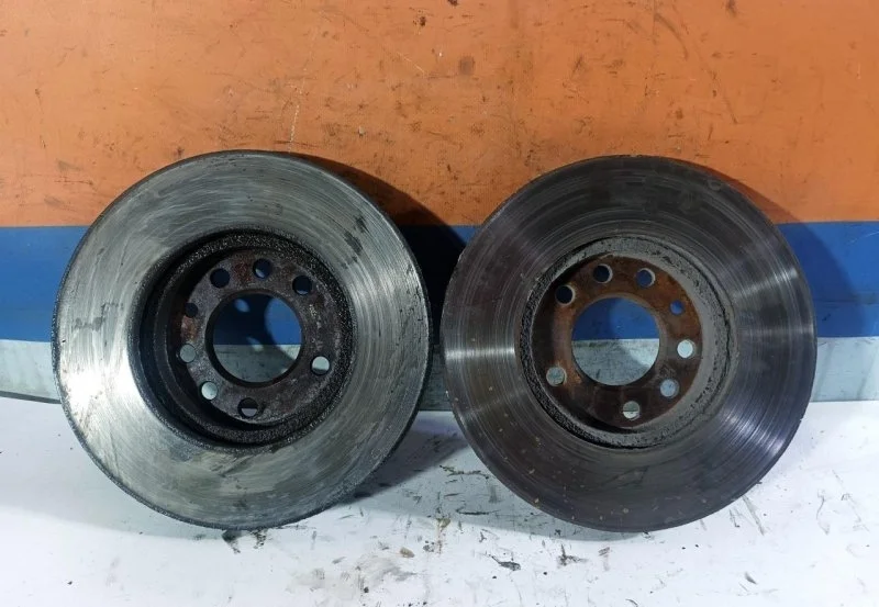 Диск тормозной Opel Astra H 2004-2014 93197592, передний