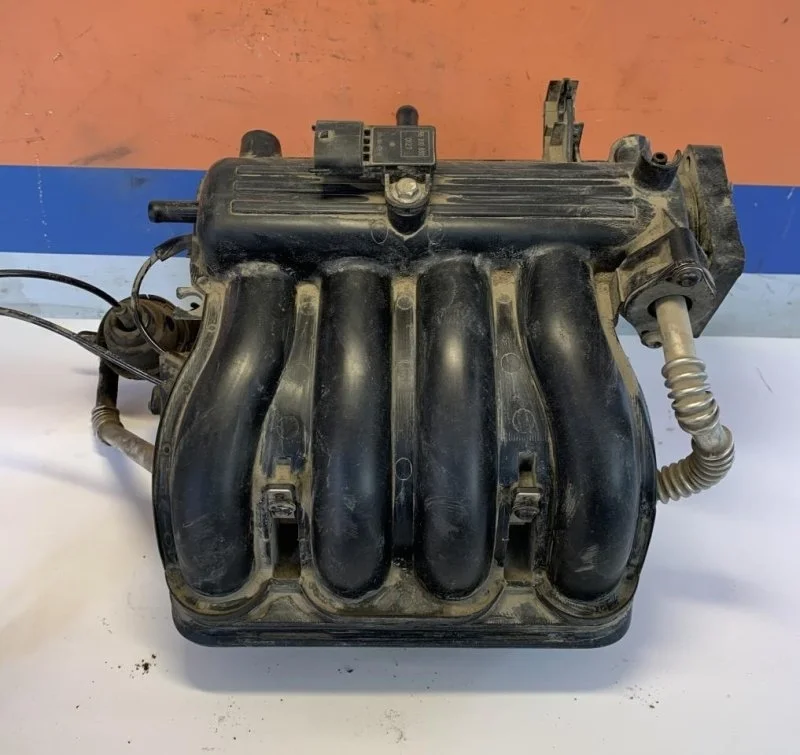 Коллектор впускной Chevrolet Aveo 1 25185955 T250