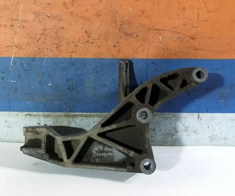 Кронштейн ДВС Opel Astra H 2004-2014 24459824, задний