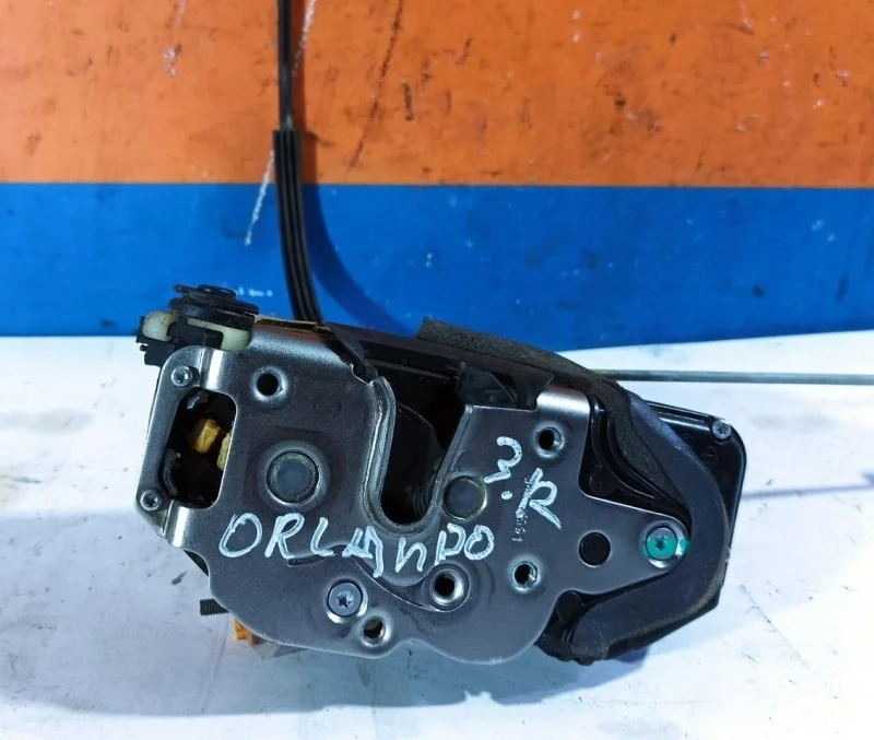 Замок двери Chevrolet Orlando 2012 13579556 J309 1.8 F18D4, задний правый