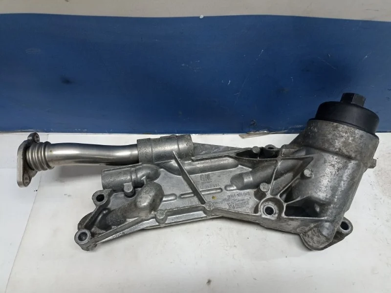 Корпус масляного фильтра Opel Zafira B 2005 - 2012 12992593 1.8 Z18XER