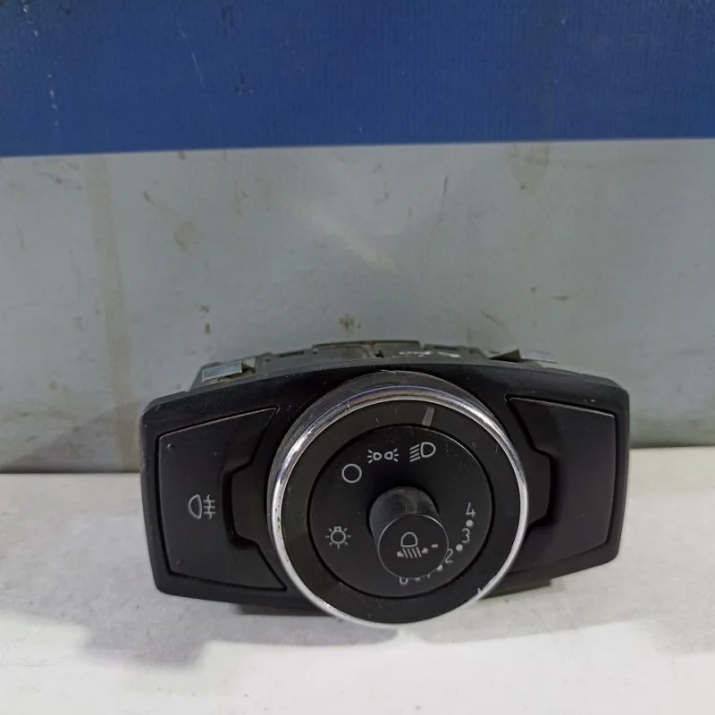 Блок кнопок управления светом Ford Focus 3 2011-2019 1844839