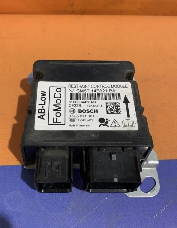 Блок Airbag Ford Focus 3 2011-2019 1781616