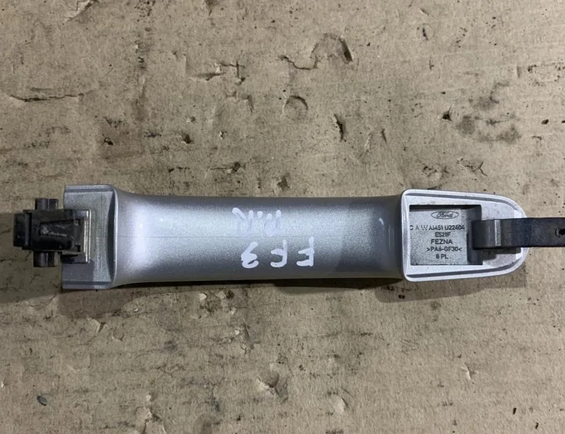 Ручка наружная Ford Focus 3 2011-2019 1738727, передняя