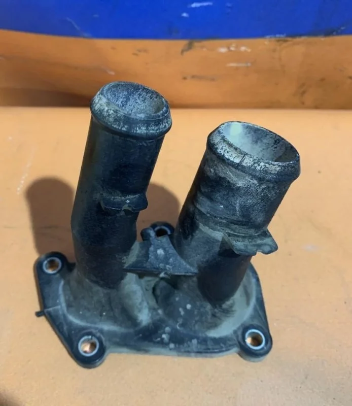 Корпус термостата Ford Focus 3 2011-2019 1707050