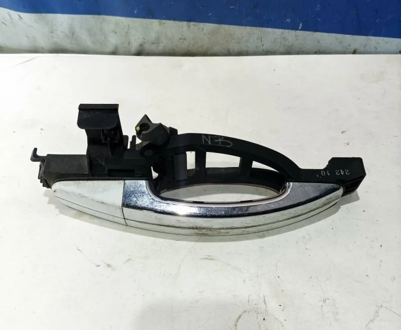 Ручка наружная Ford Focus 2 2005-2011 1484760, задняя правая
