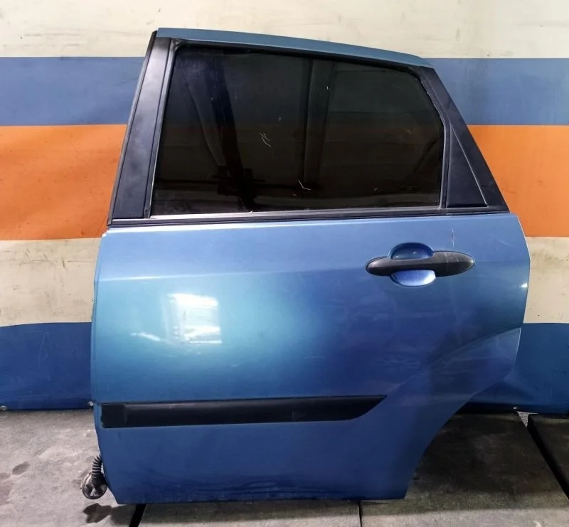 Дверь Ford Focus 1 1430139, задняя левая
