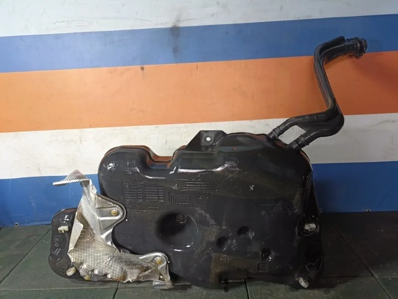 Бак топливный Renault Logan 1 2012 6001547600 1.4 K7J710