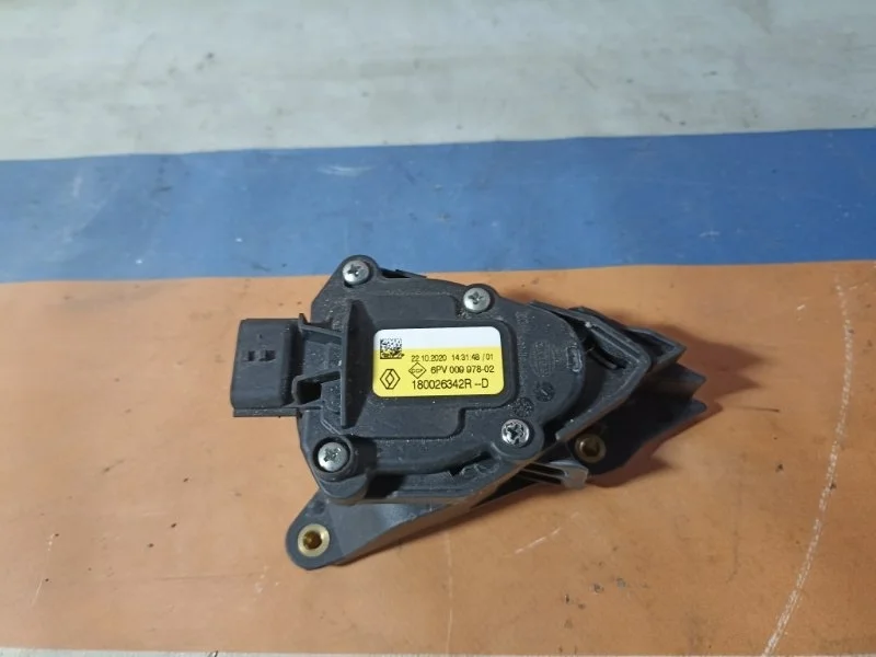 Педаль газа электро Renault Sandero 2 2020 180026342R 1.6 K7M812