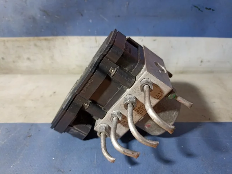 Блок ABS Renault Sandero 2 2020 476600829R 1.6 K7M812