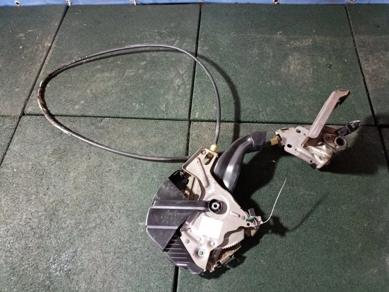 Педаль стояночного тормоза Porsche Cayenne 2007 95542305206 955 4.8 M48.01