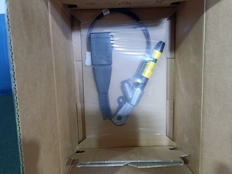 Преднатяжитель ремня безопасности Bmw X3 72117256646 F25, правый