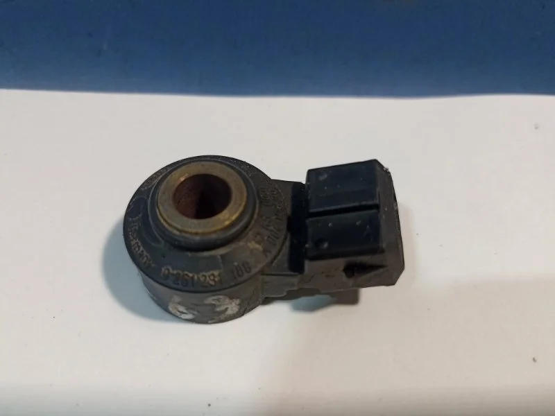 Датчик детонации Mercedes-Benz Ml164 63 Amg 2006 A0041539028 6.2 156.980