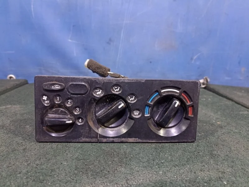 Блок управления печкой Daewoo Nexia 2008 96177812 1.6 F16D3