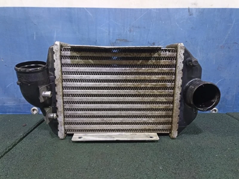 Интеркулер Audi A6 Allroad 2000 - 2005 078145805N