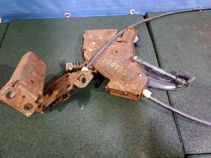 Ручник Volkswagen Touareg 2002 - 2010 7L0721797E 7L