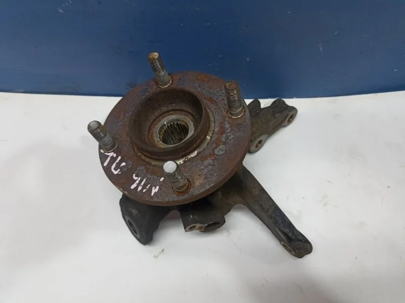 Кулак поворотный Nissan Almera 2005 400154M400 N16 QG18DE, передний левый