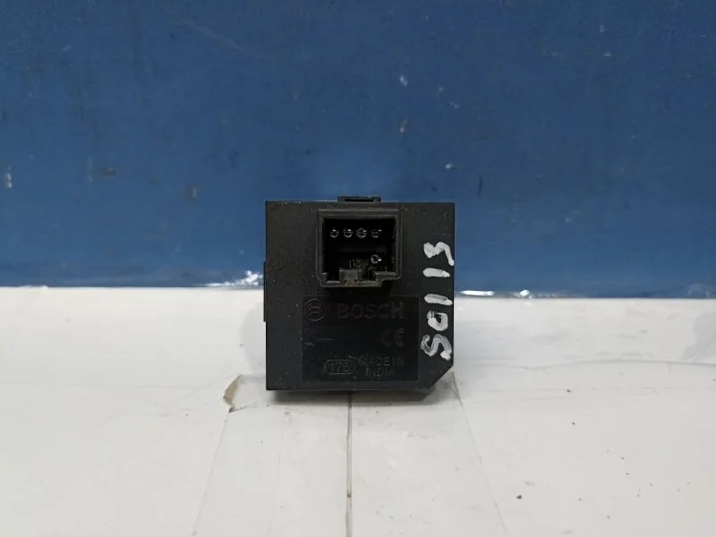 Блок иммобилайзера Hyundai Solaris 1 2013 954202L700 RB 1.6 G4FC