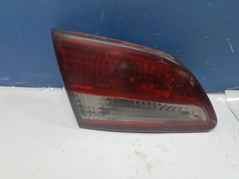Фонарь внутренний Nissan Almera 2013 265554AA1A G15 1.6 K4M490, задний левый