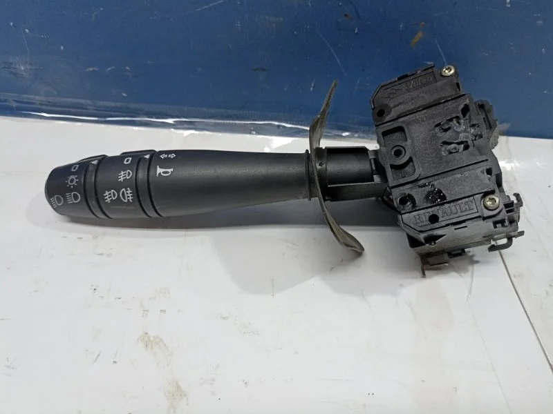 Подрулевой переключатель света Nissan Almera 2013 255672231R G15 1.6 K4M490
