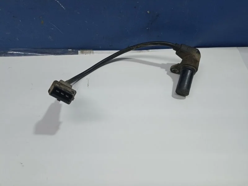 Датчик положения коленвала Chevrolet Aveo 1 2009 96325868 T255 1.2 B12D1