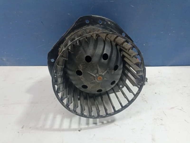 Моторчик печки Daewoo Nexia 2011 96168699 1.5 A15SMS