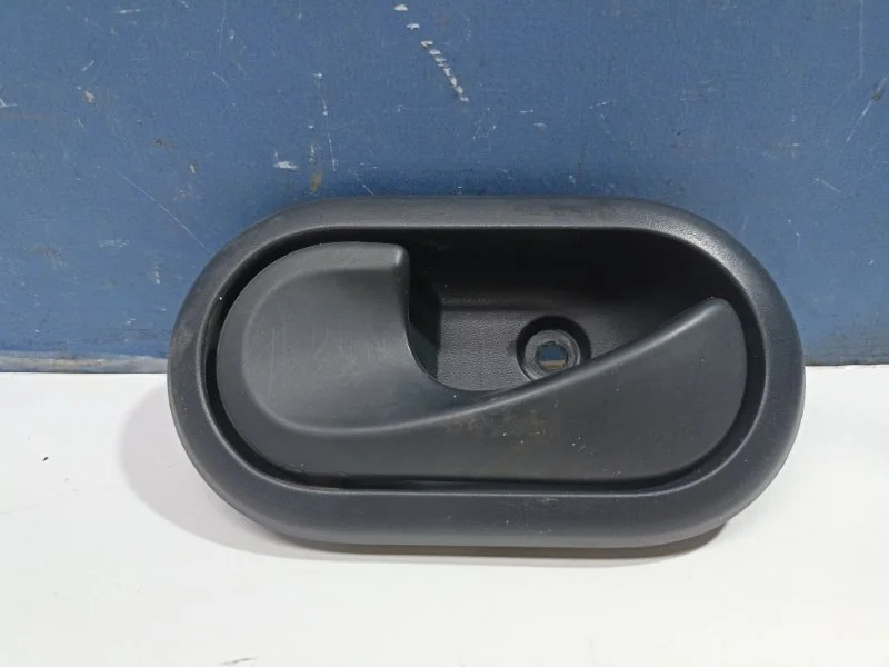 Ручка двери внутренняя Renault Duster 1 2019 8200733848 HSA 2.0 F4R410, передняя левая