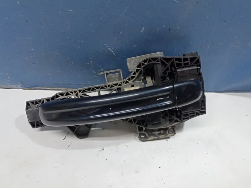 Ручка двери внешняя Audi Q7 2006 4L0837205GRU 4LB 3.0TDI BUG, задняя левая