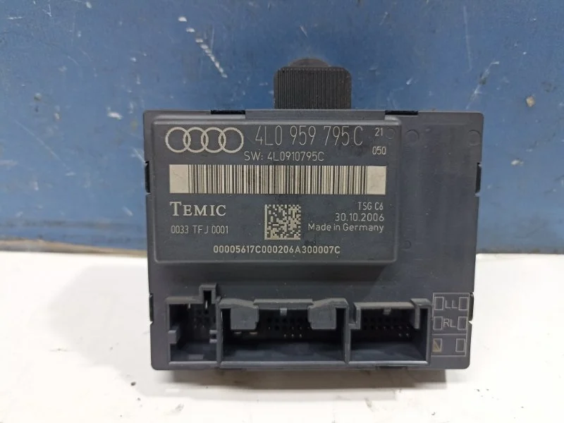 Блок управления дверью Audi Q7 2006 4L0959795C 4LB 3.0TDI BUG, задний левый