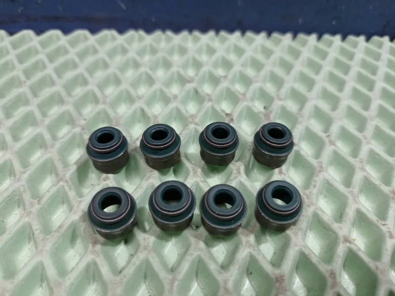 Колпачок маслосъемный Audi A4 403730