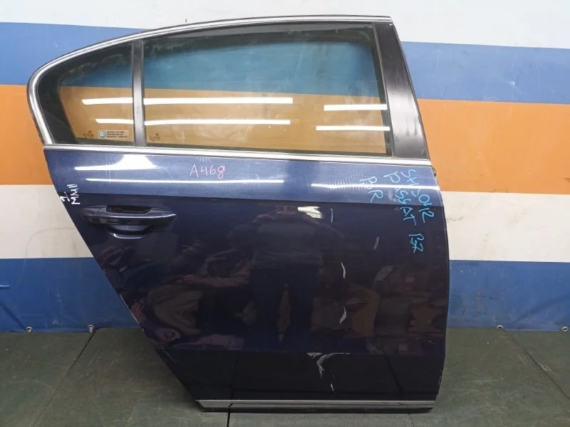 Дверь Volkswagen Passat B7 2014 3AE833056, задняя правая