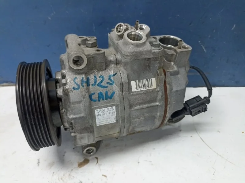 Компрессор кондиционера Volkswagen Tiguan 2013 1K0820859S 5N1 2.0 CAW